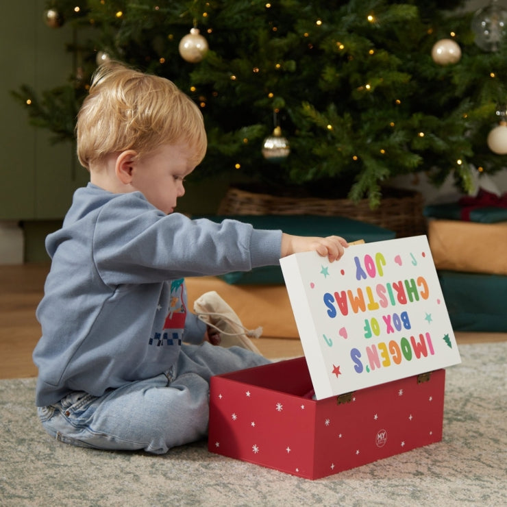 What to Put in Baby’s 1st Keepsake Box