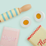 Personalised Le Toy Van Little Baker Mixing Set