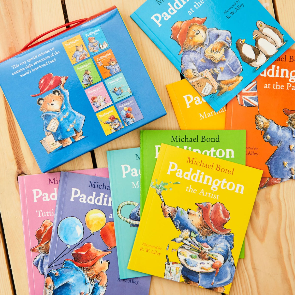 Rainbow Designs Paddington’s Suitcase Book Set