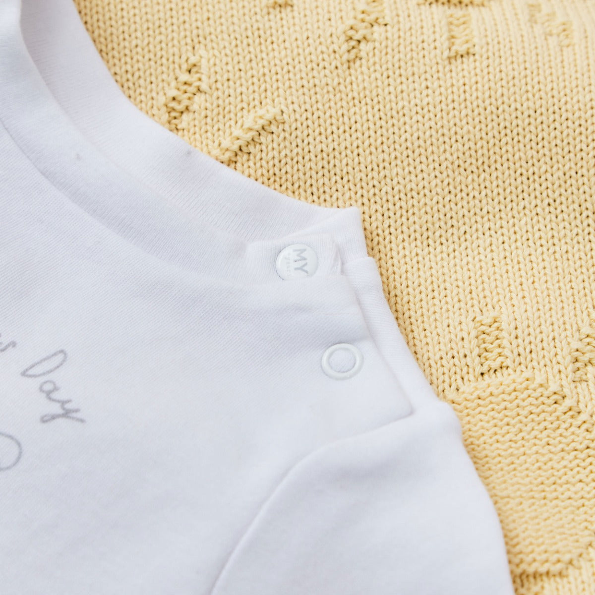 Personalised Happy Mother's Day Bee T-Shirt in White 