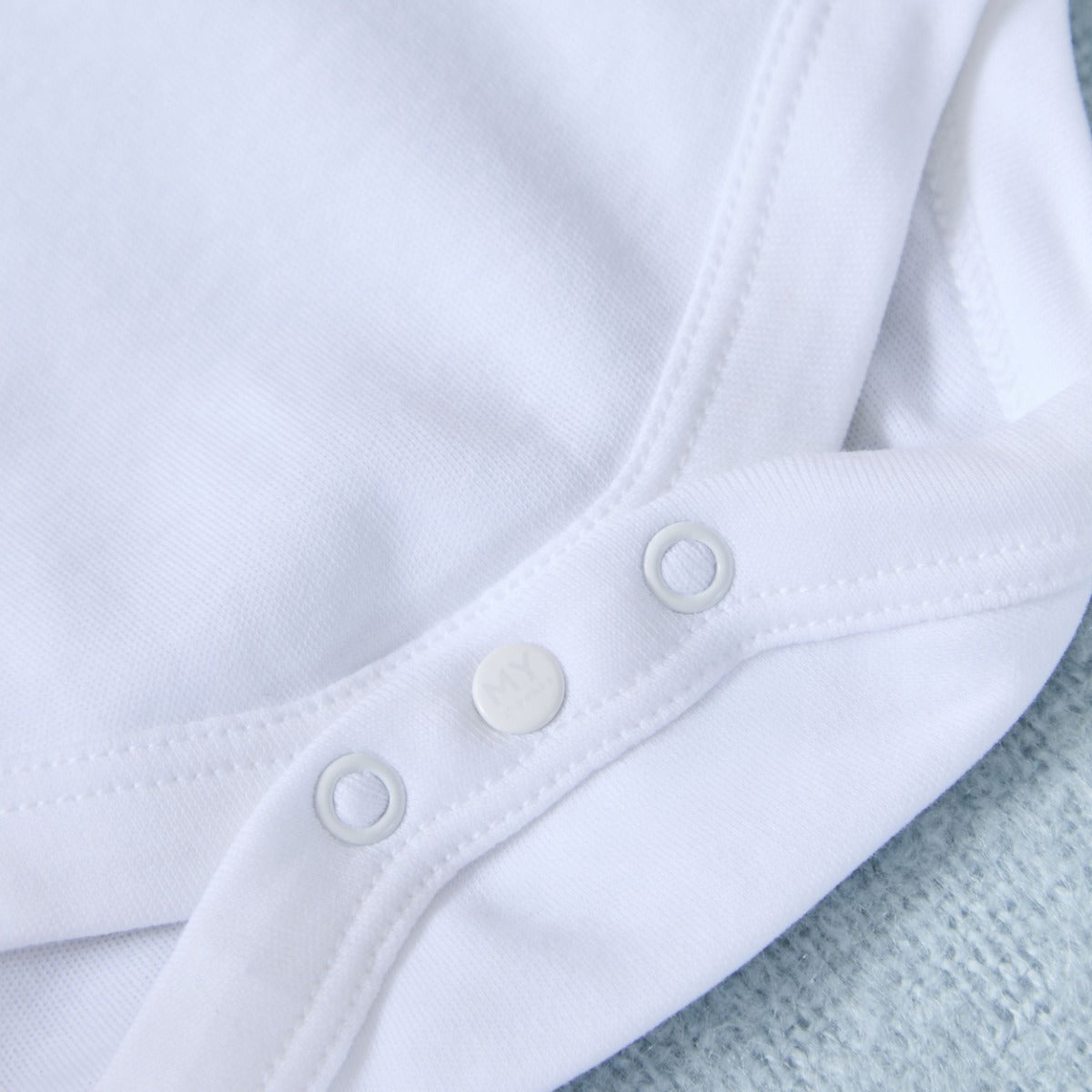 Personalised Father’s Day Baby Bear Bodysuit in White and Blue