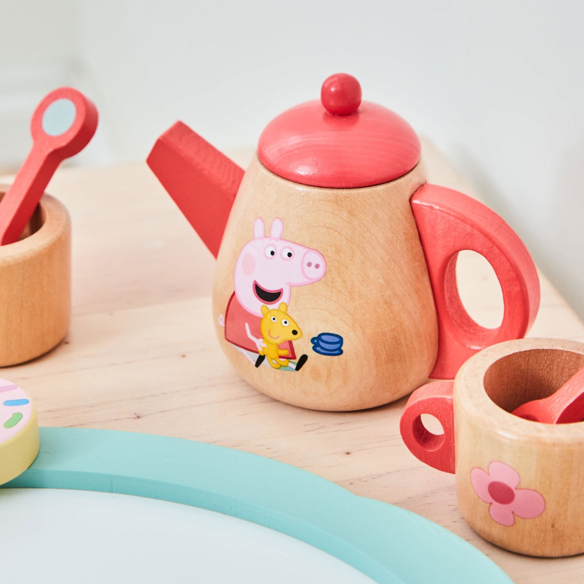 8th Wonder Personalised Peppa Pig Tea Set