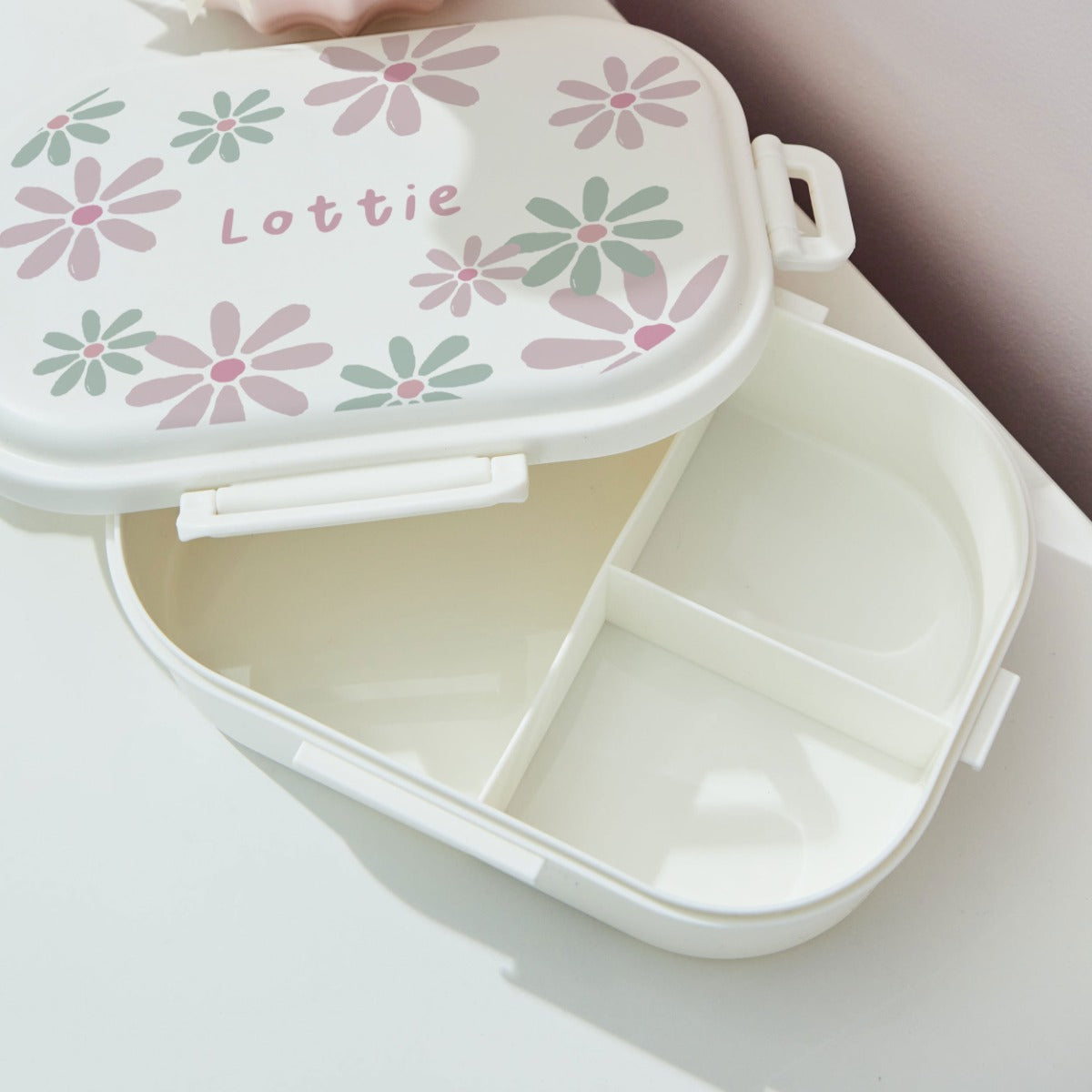 Personalised Daisy Lunch Box 
