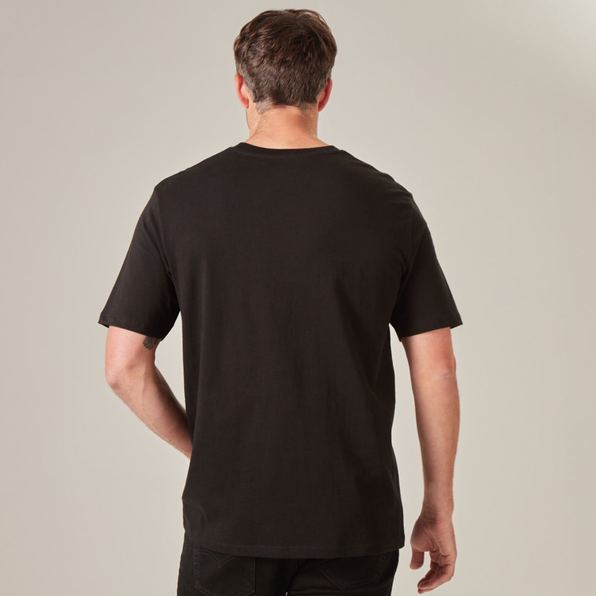 Everyday Men's Initial Tee Black