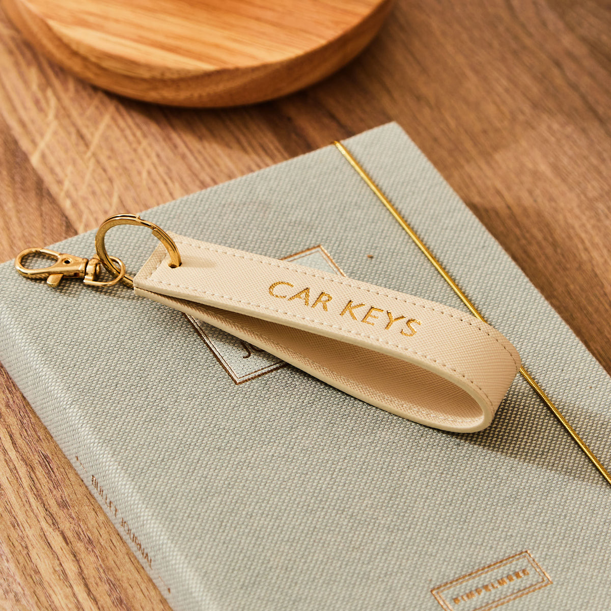 Personalised Embossed Oyster Keyring