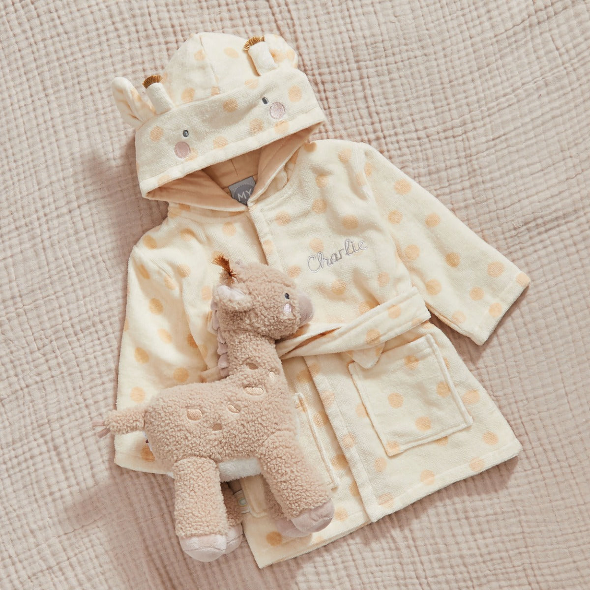 Personalised Giraffe Snuggle & Cuddle Gift Set